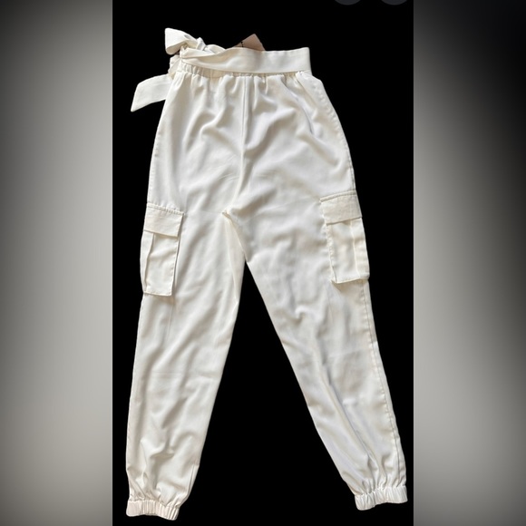 REVOLVE superdown Rachel Cargo Pant in White - Picture 8 of 13